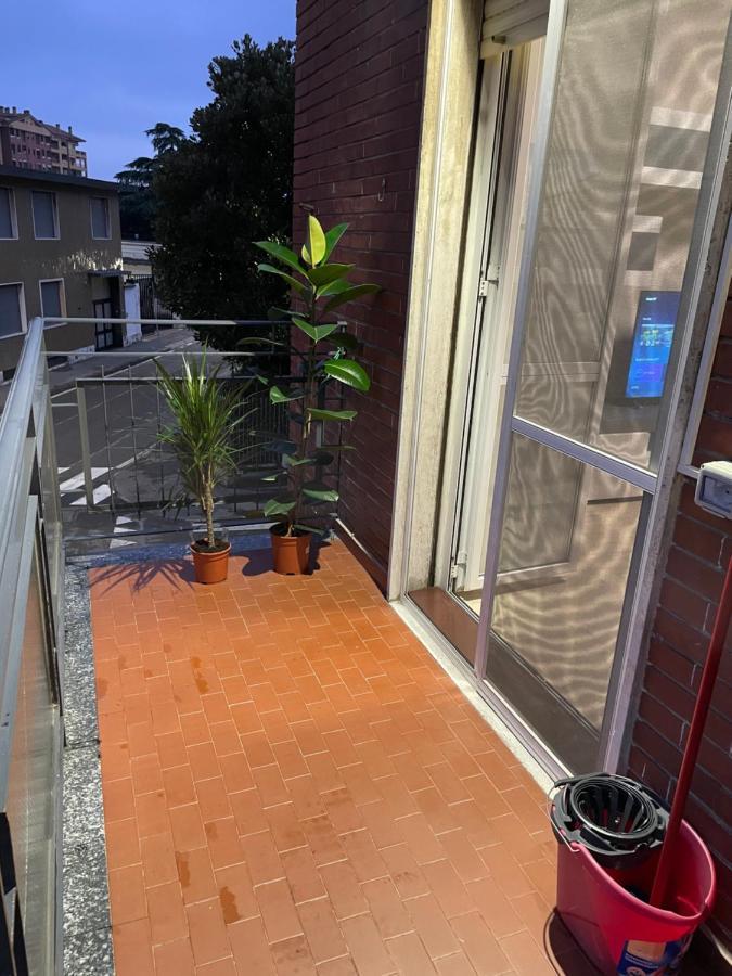 Casa Iris Appartement Rozzano Buitenkant foto